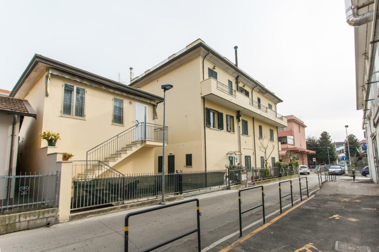 Residence Kimba Rimini Exterior foto